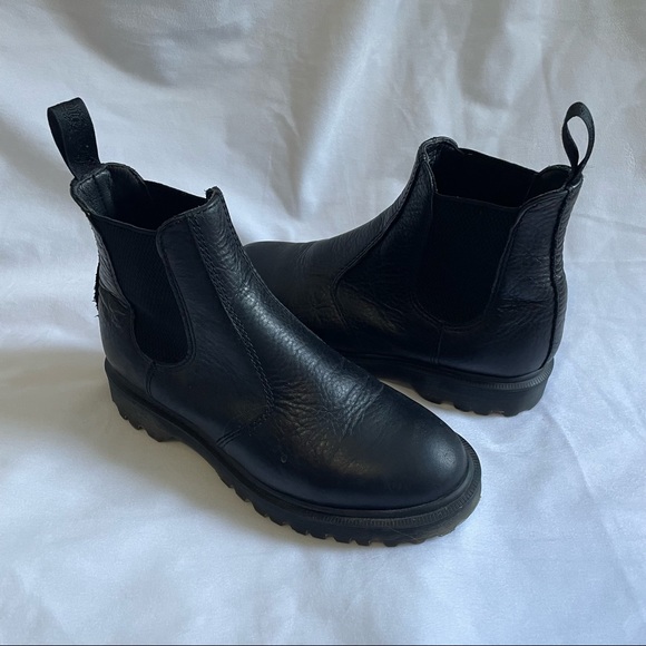 Dr. Martens Chelsea Boots - Picture 3 of 6